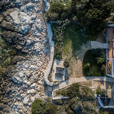 Apartment Apartments By The Sea Milna, Vis - 8946 Rukavac (Vis)