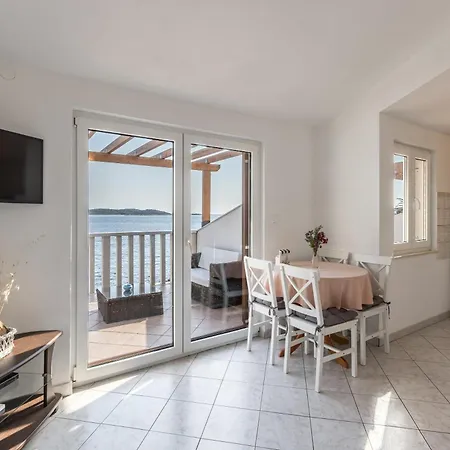 By The Sea Milna, Vis - 8946 روكافاك