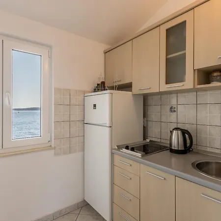 By The Sea Milna, Vis - 8946 Rukavac (Vis)